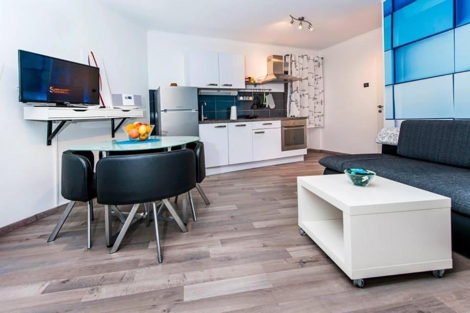 Apartman Puzzle Rovinj Exterior foto